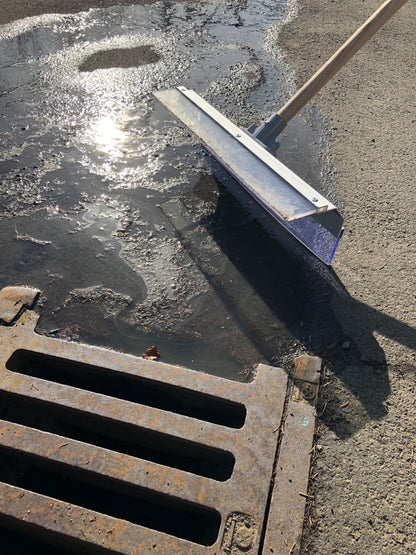 Allesschieber Pro 70cm breit; Holz Stiel 150cm